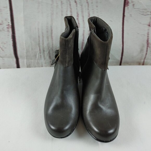 Clarks Bendables Womens Two Tone Gray Brown Leather Ankle Bootie Shoe Size 6.5M - Picture 2 of 10